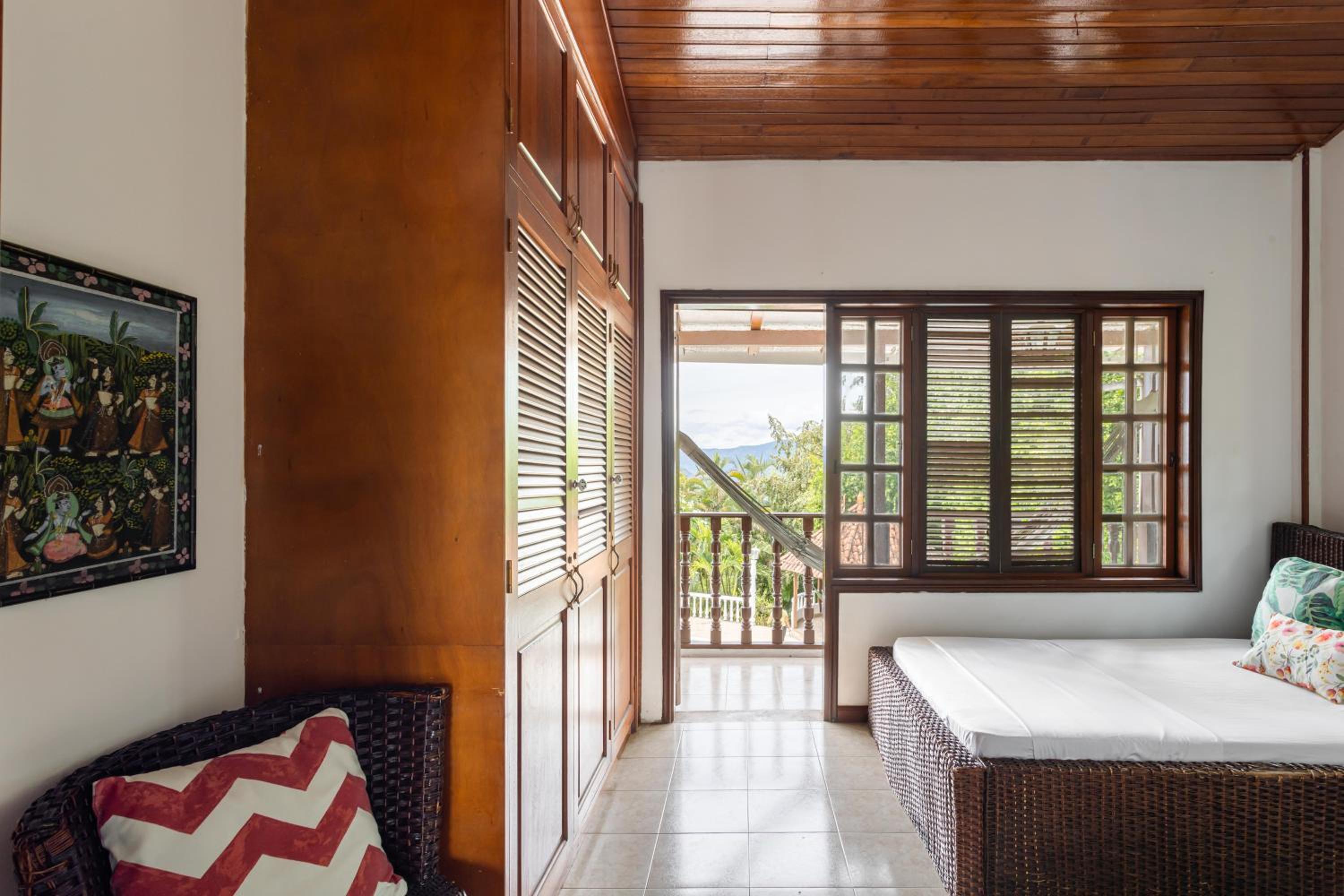 Villa with Swimming Pool, Jacuzzi and Sauna