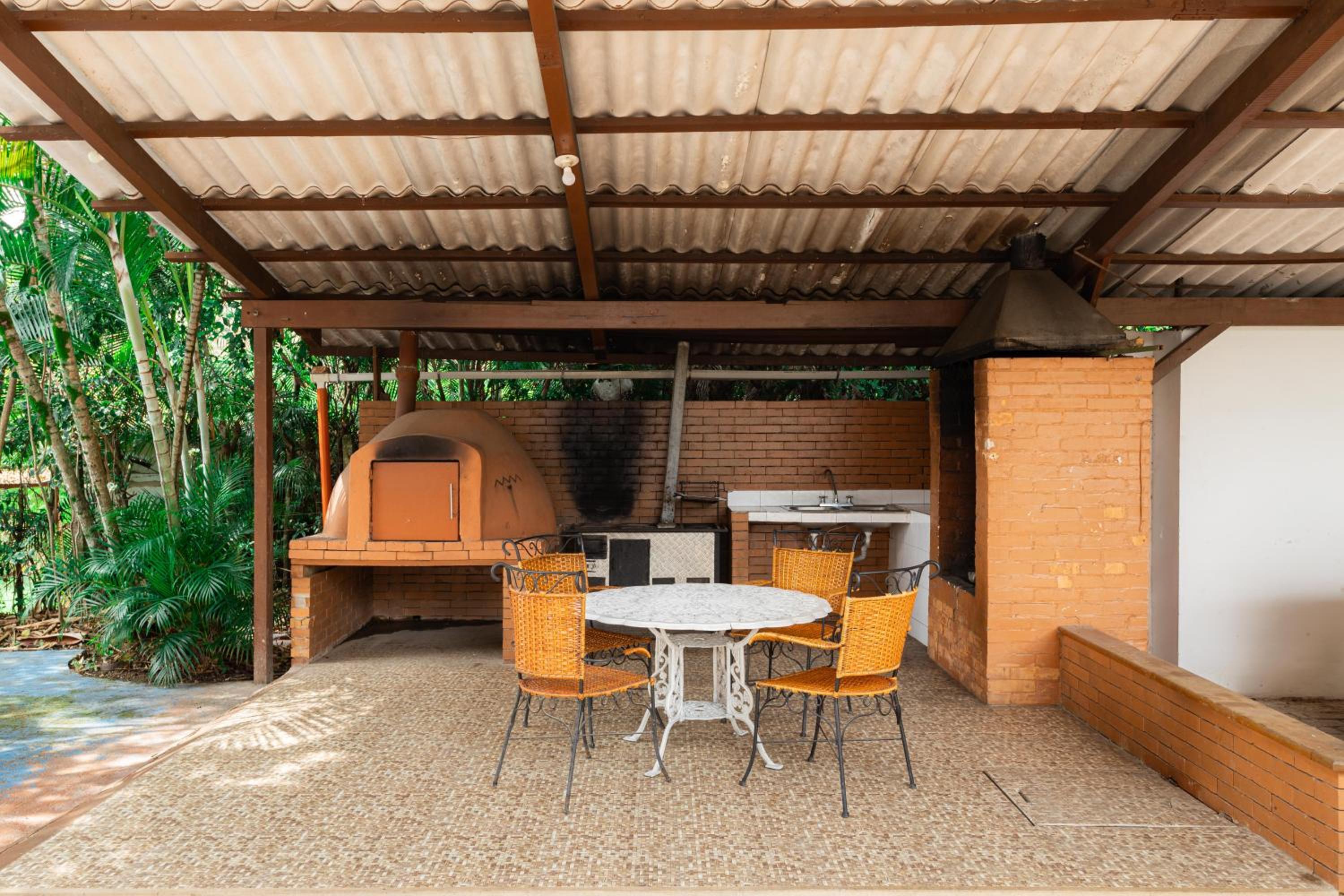 Villa with Swimming Pool, Jacuzzi and Sauna