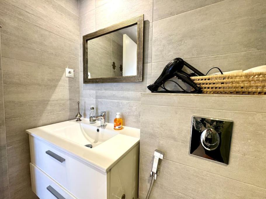 Élégant Appartement à Hivernage