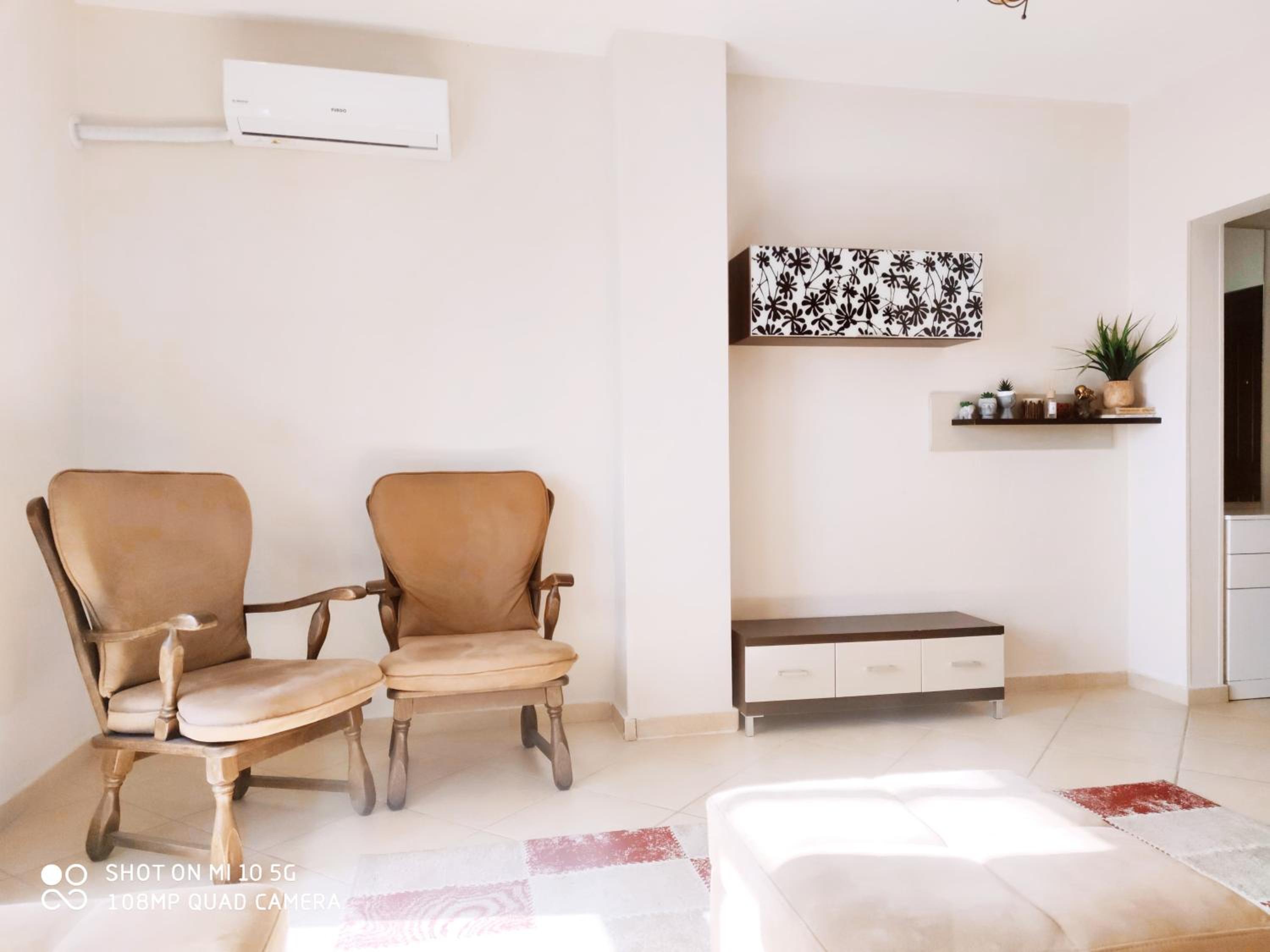 Lusi's apartment