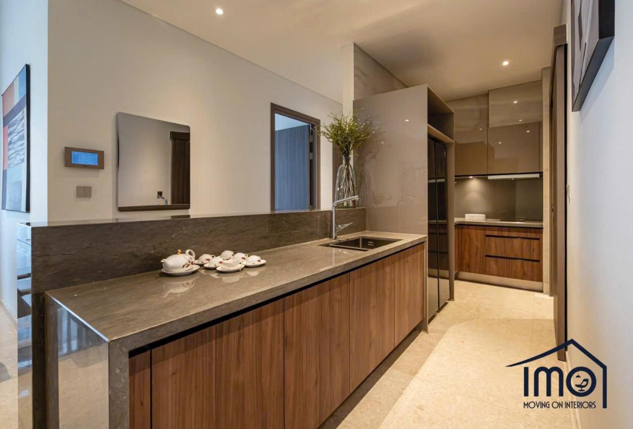 MarQ District 1 Elite Apartel by SSens