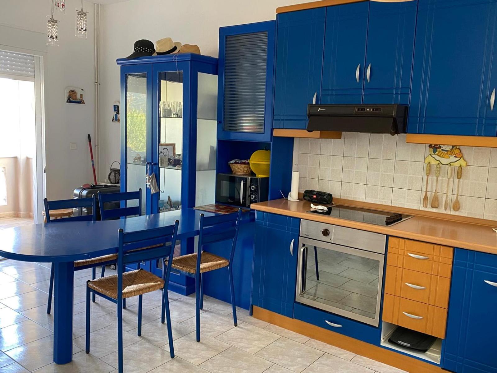 Alikis House