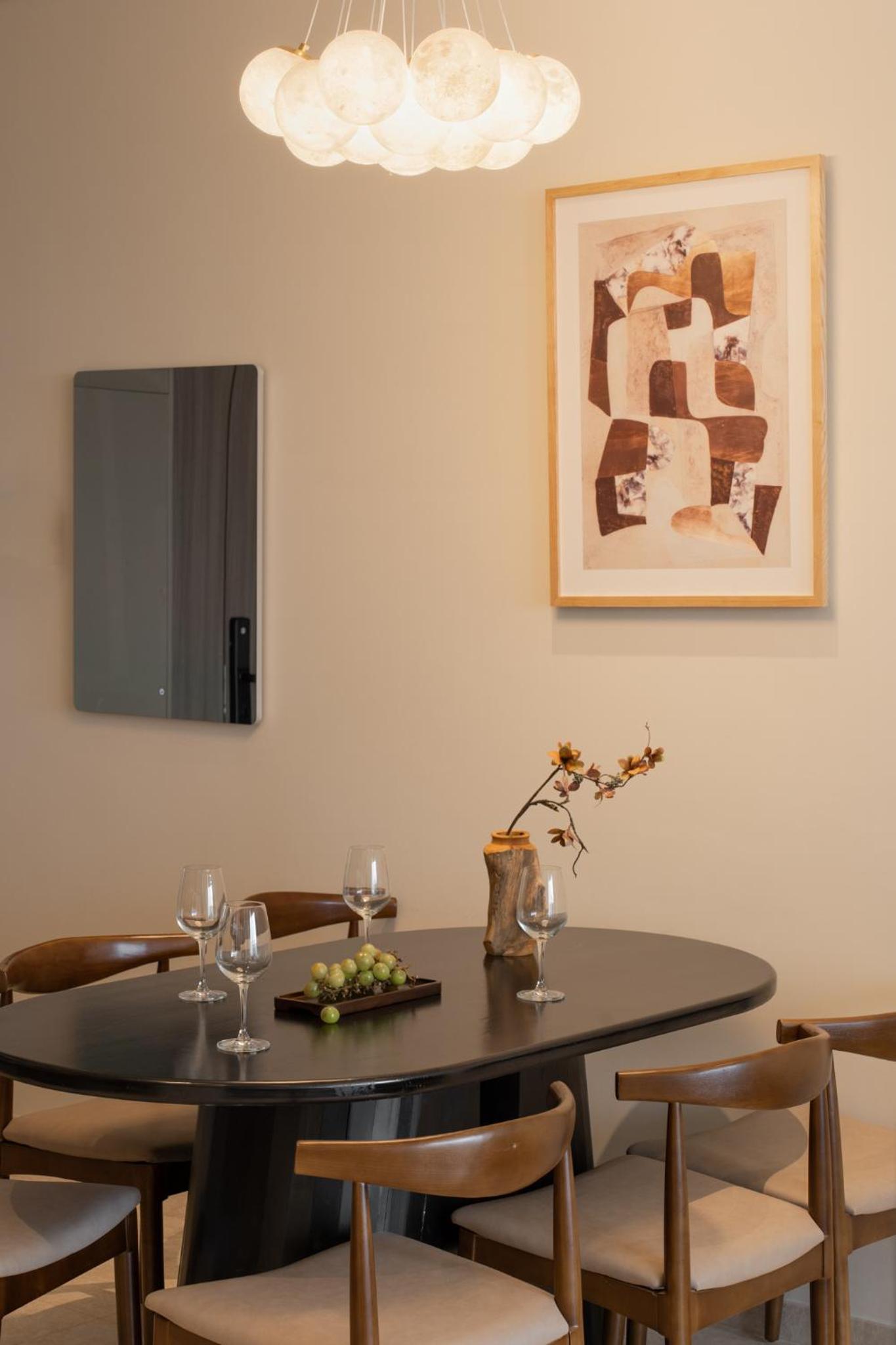 MarQ District 1 Elite Apartel by SSens