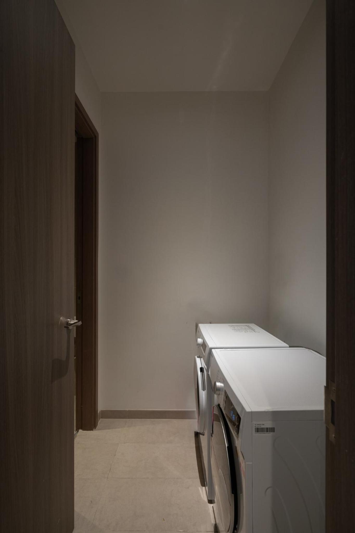 MarQ District 1 Elite Apartel by SSens