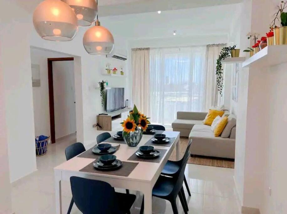 Apartamento con piscina y Playa en Juan Dolio