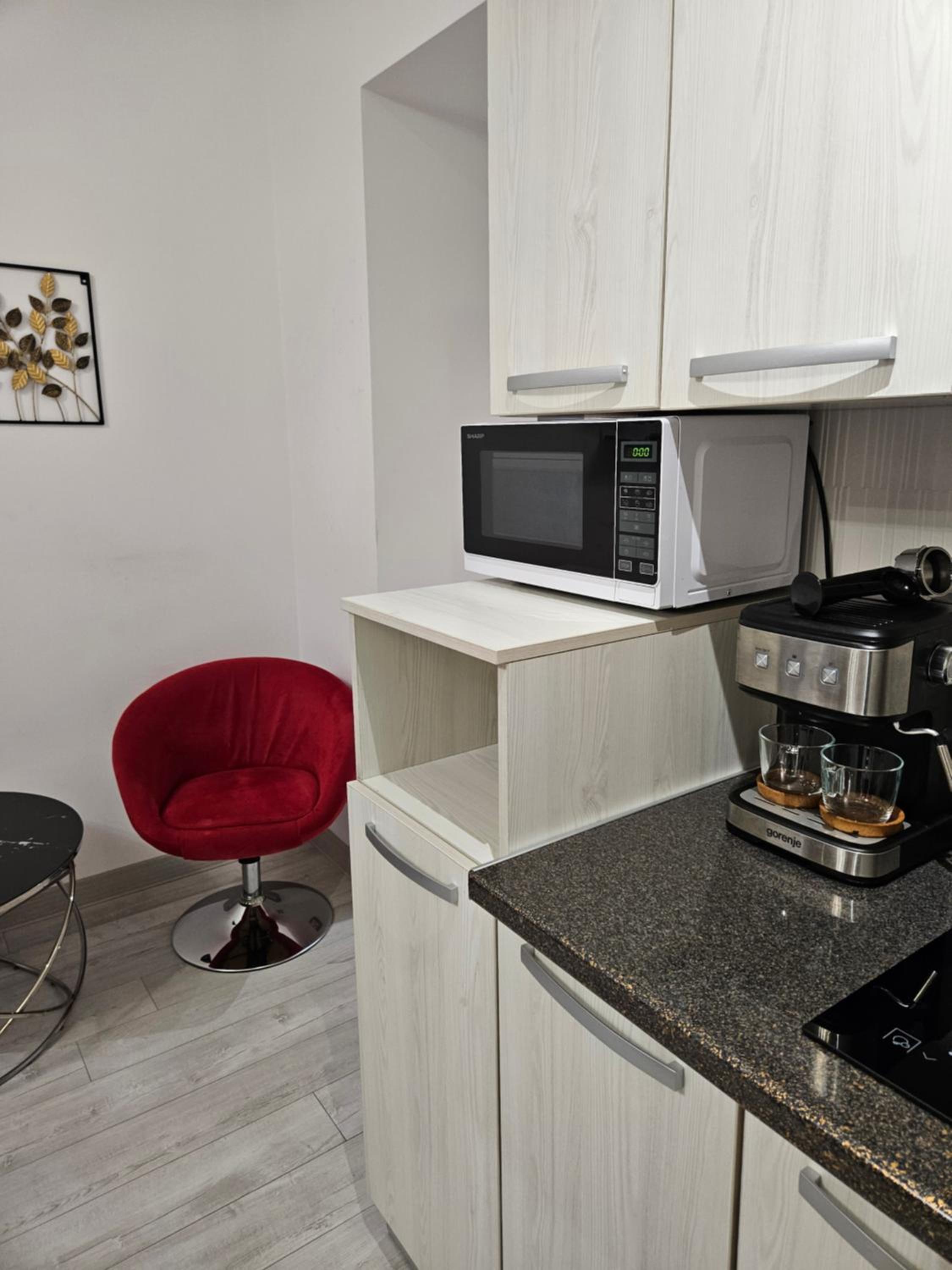 bucharest love room