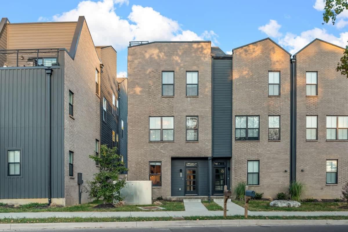 Walkable East Nashville with rooftop view 4