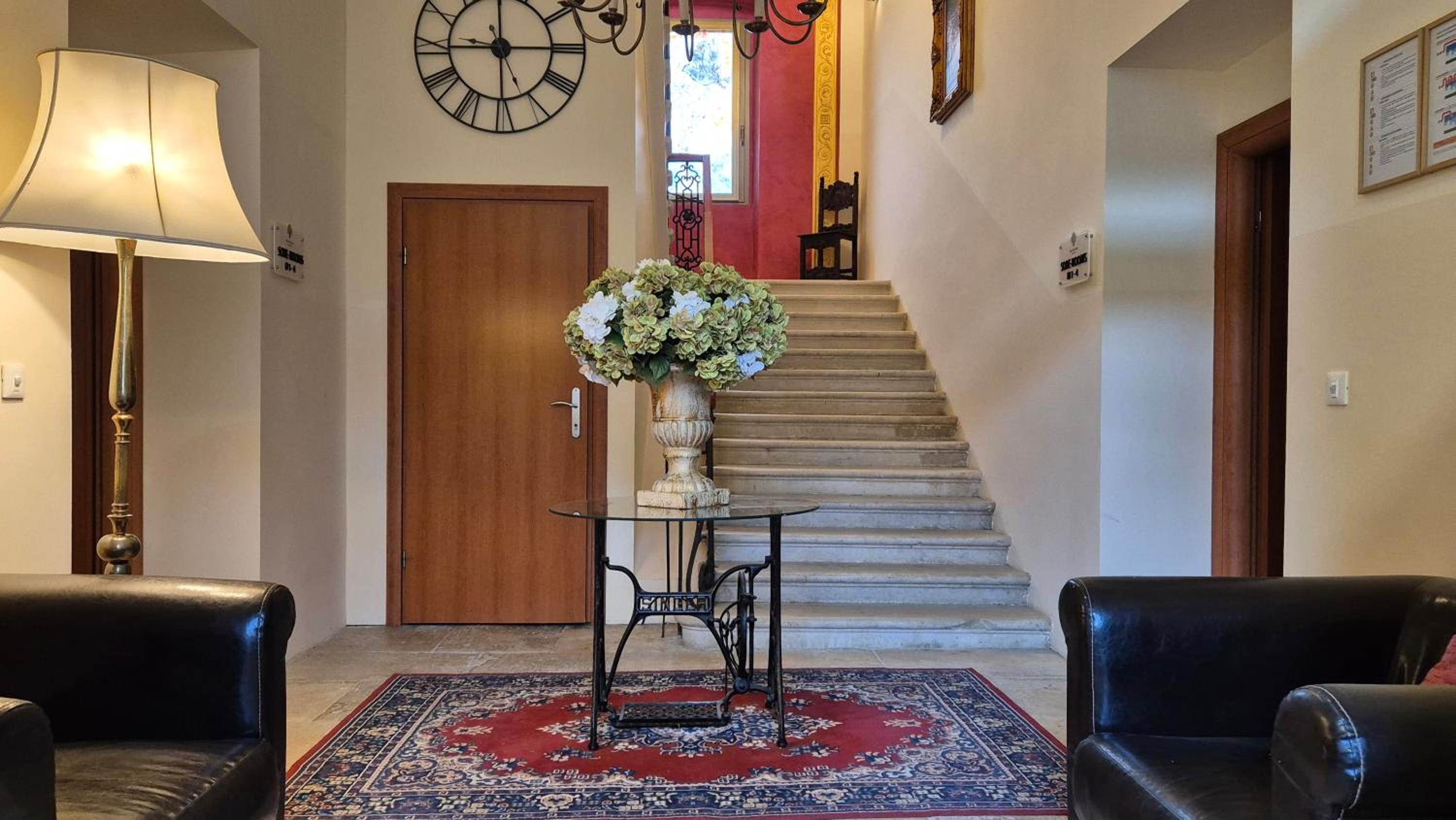 Guesthouse Stara šola Korte - Oleander Resort