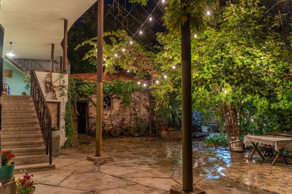Guesthouse in the Art space