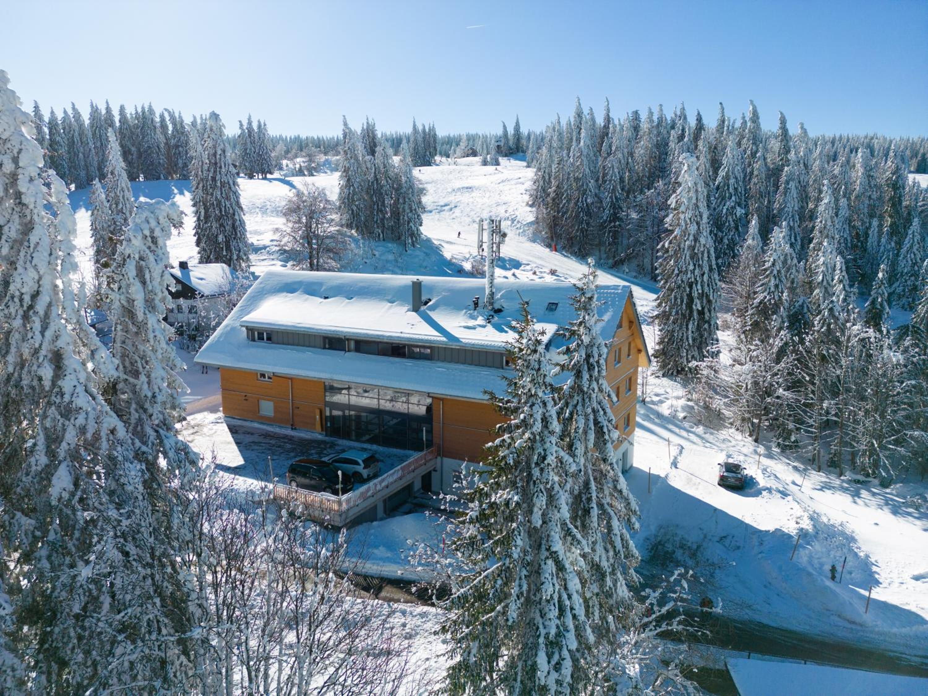 Hotel Stube9 am Feldberg, direkt an der Skipiste, Ski in-Ski out - Image 1