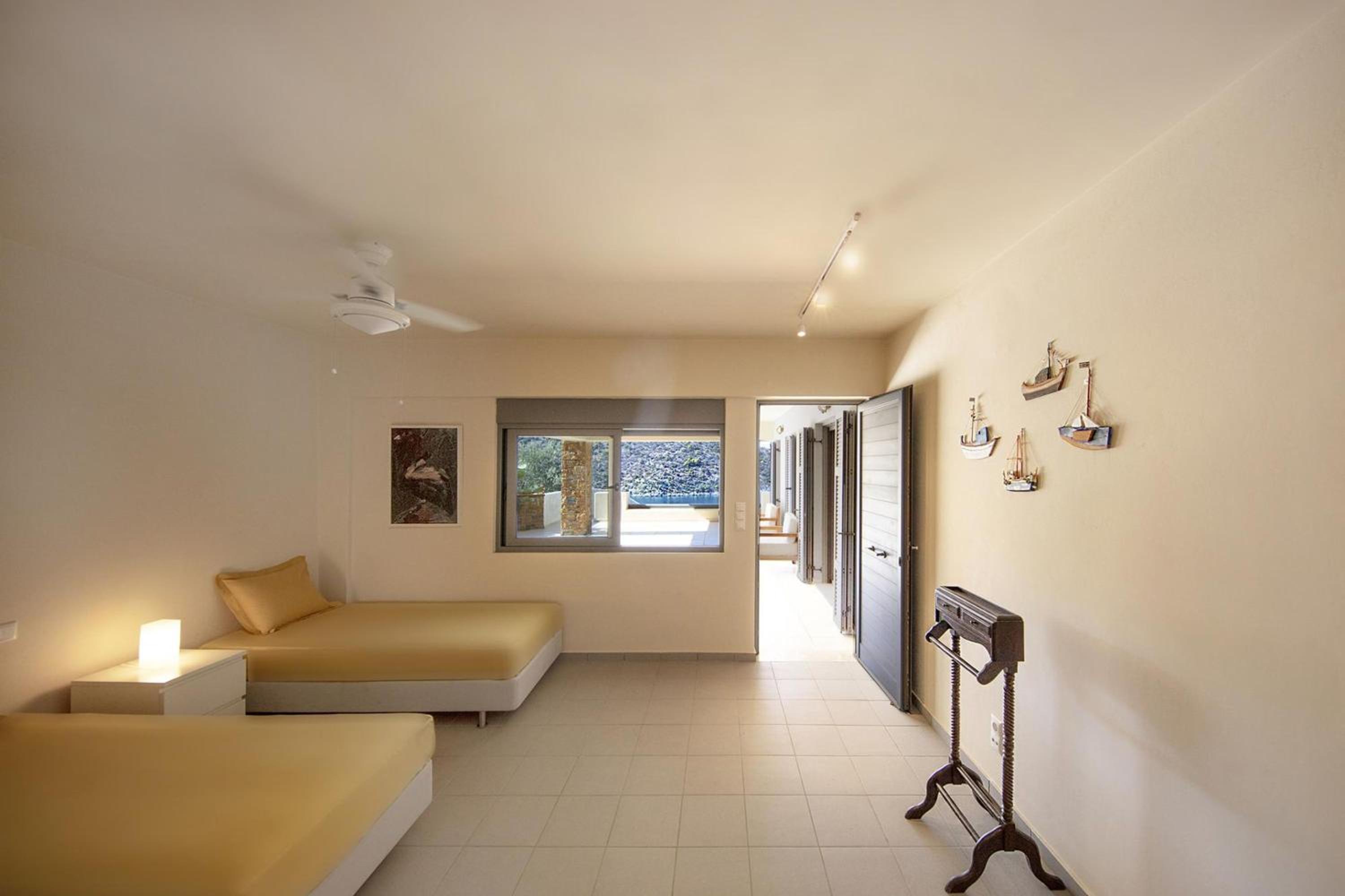 Crystal View Villa by Unique Villas Collection photo 2