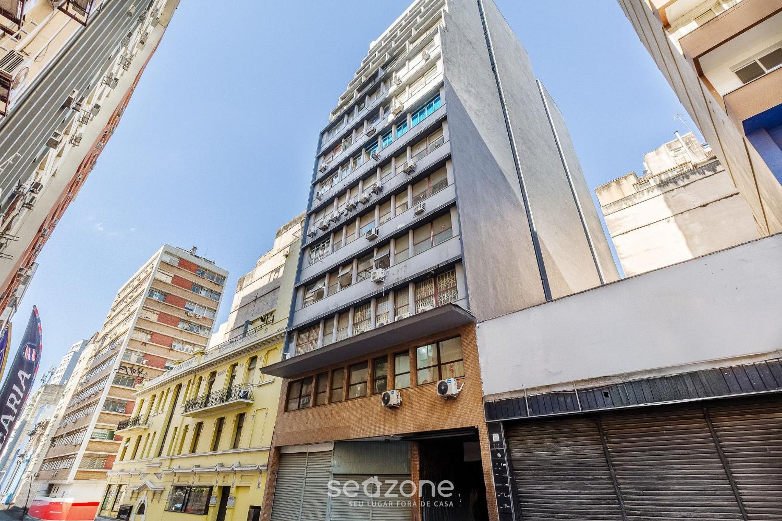 Conforto e Praticidade no Centro de PoA SAV0103