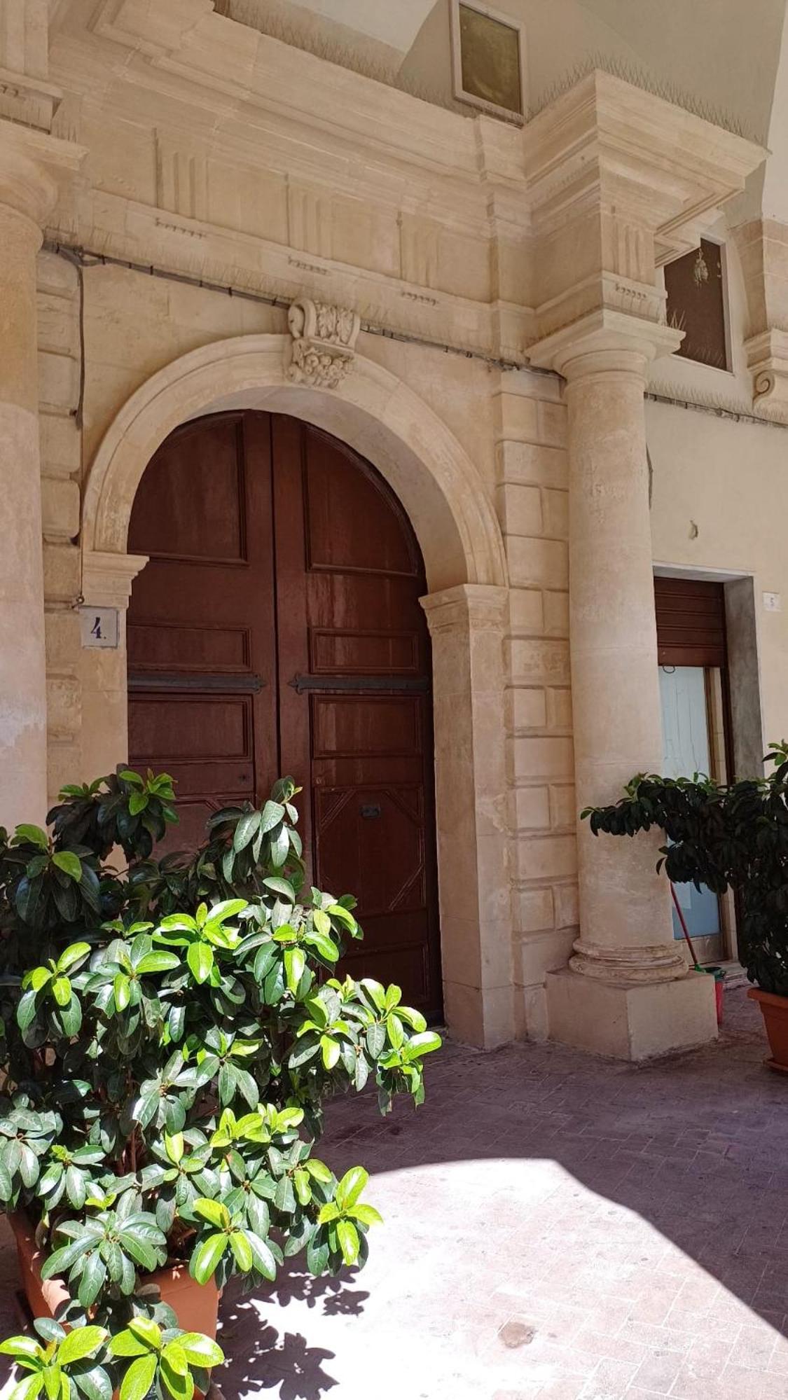 Suite Portici photo 3