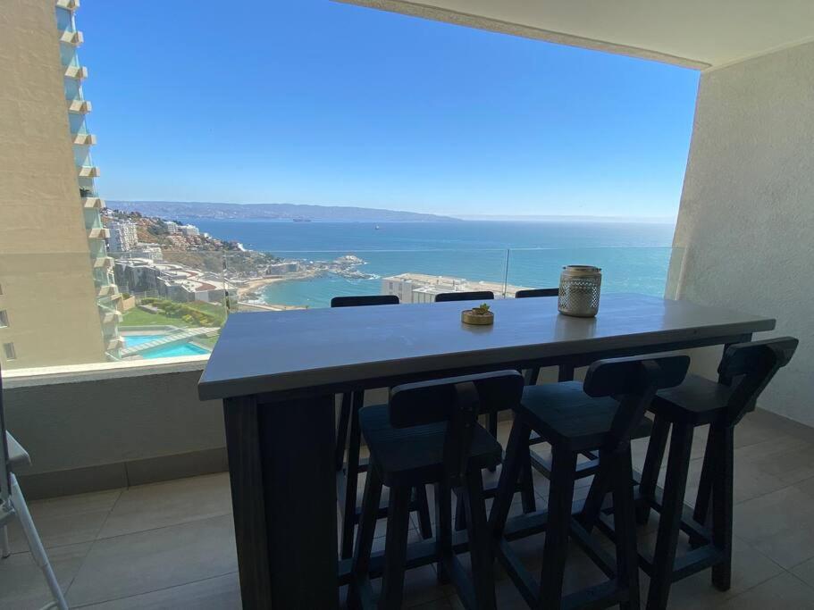 Amplio dpto, vista insuperable, 2 parkings