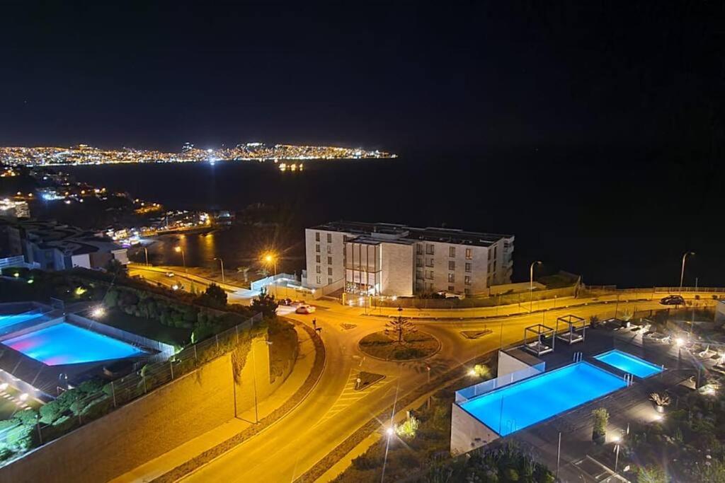 Amplio dpto, vista insuperable, 2 parkings