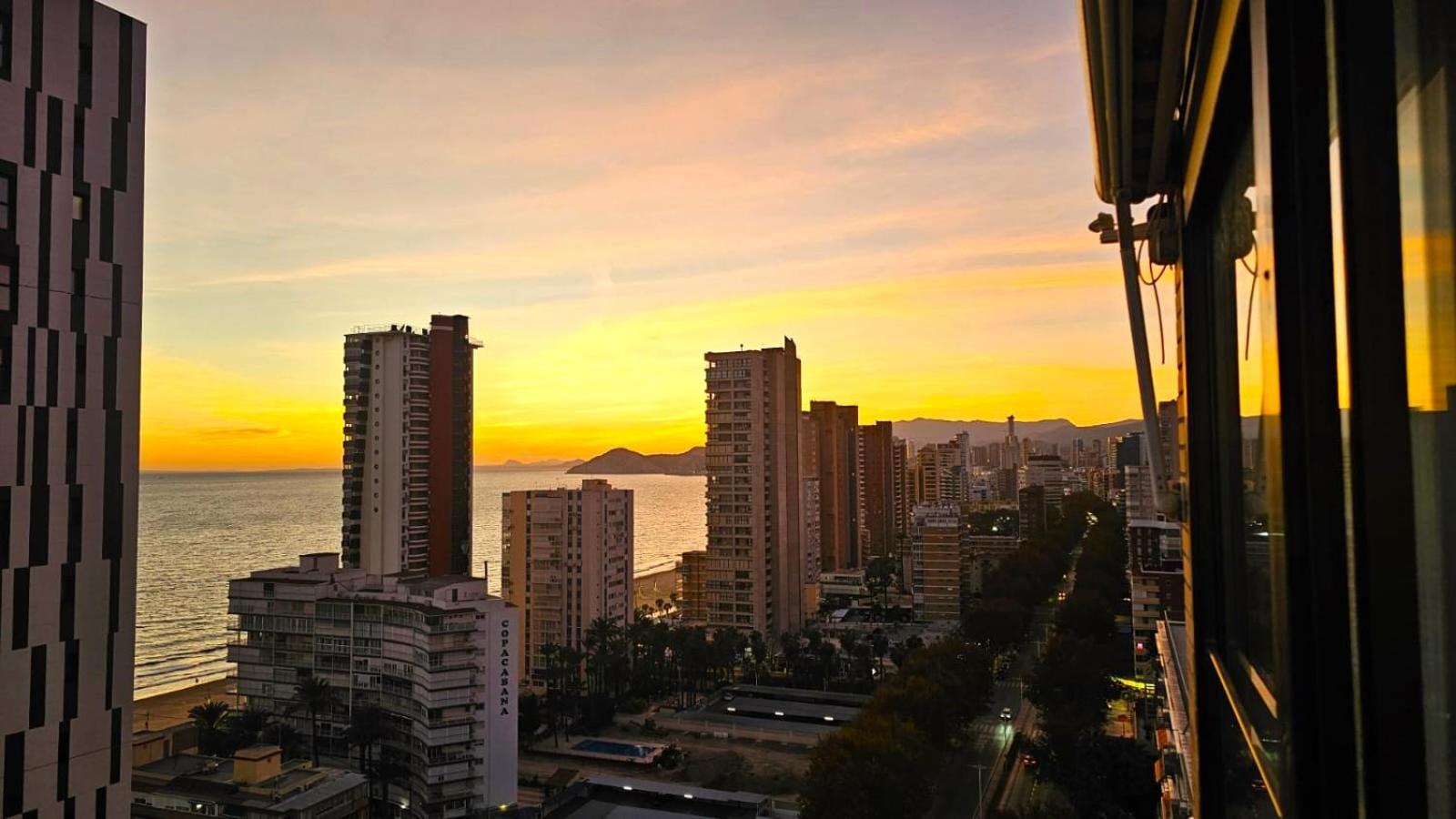 Levante Beach View Apartment