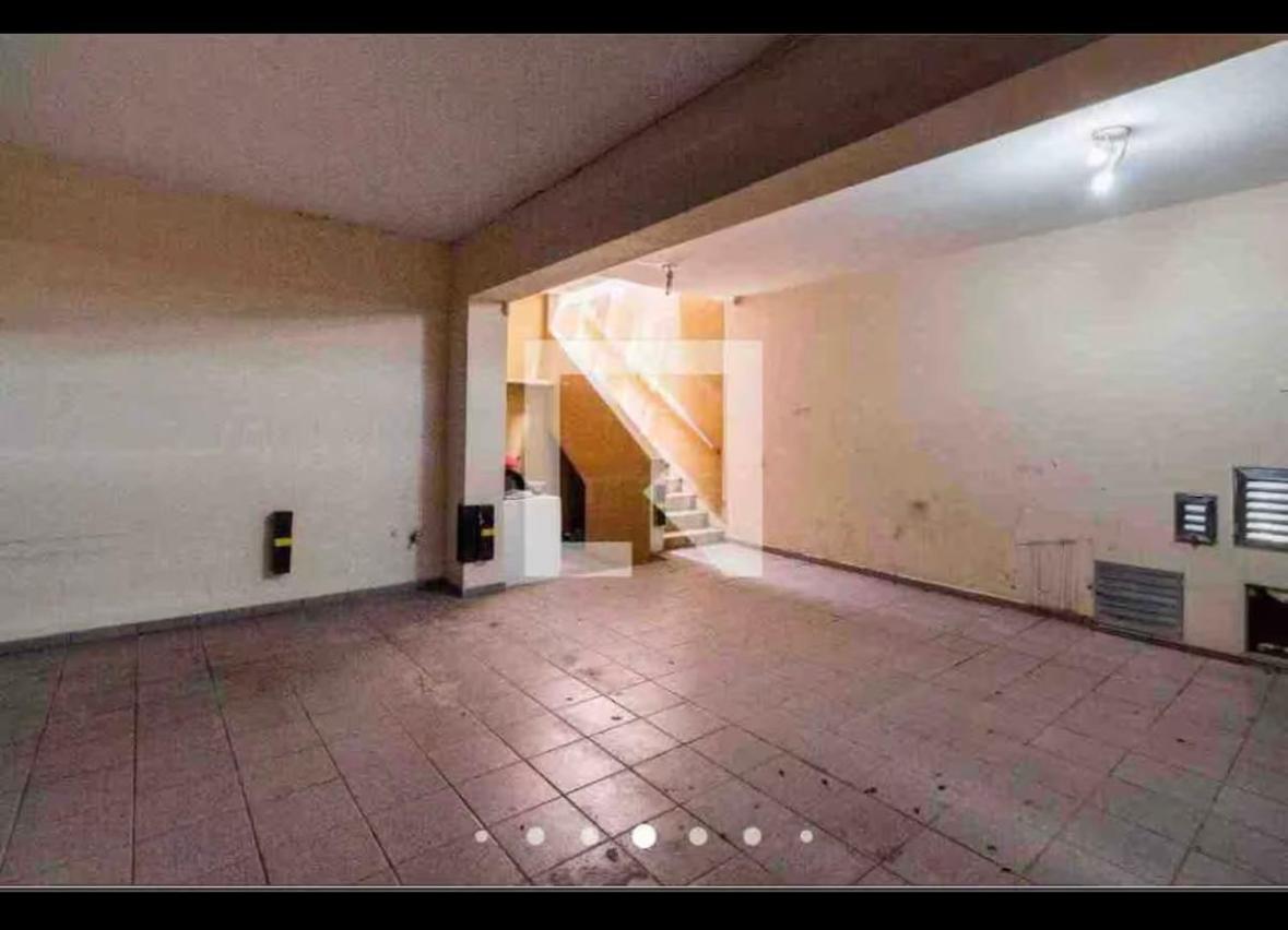 Casa linda e bem localizada