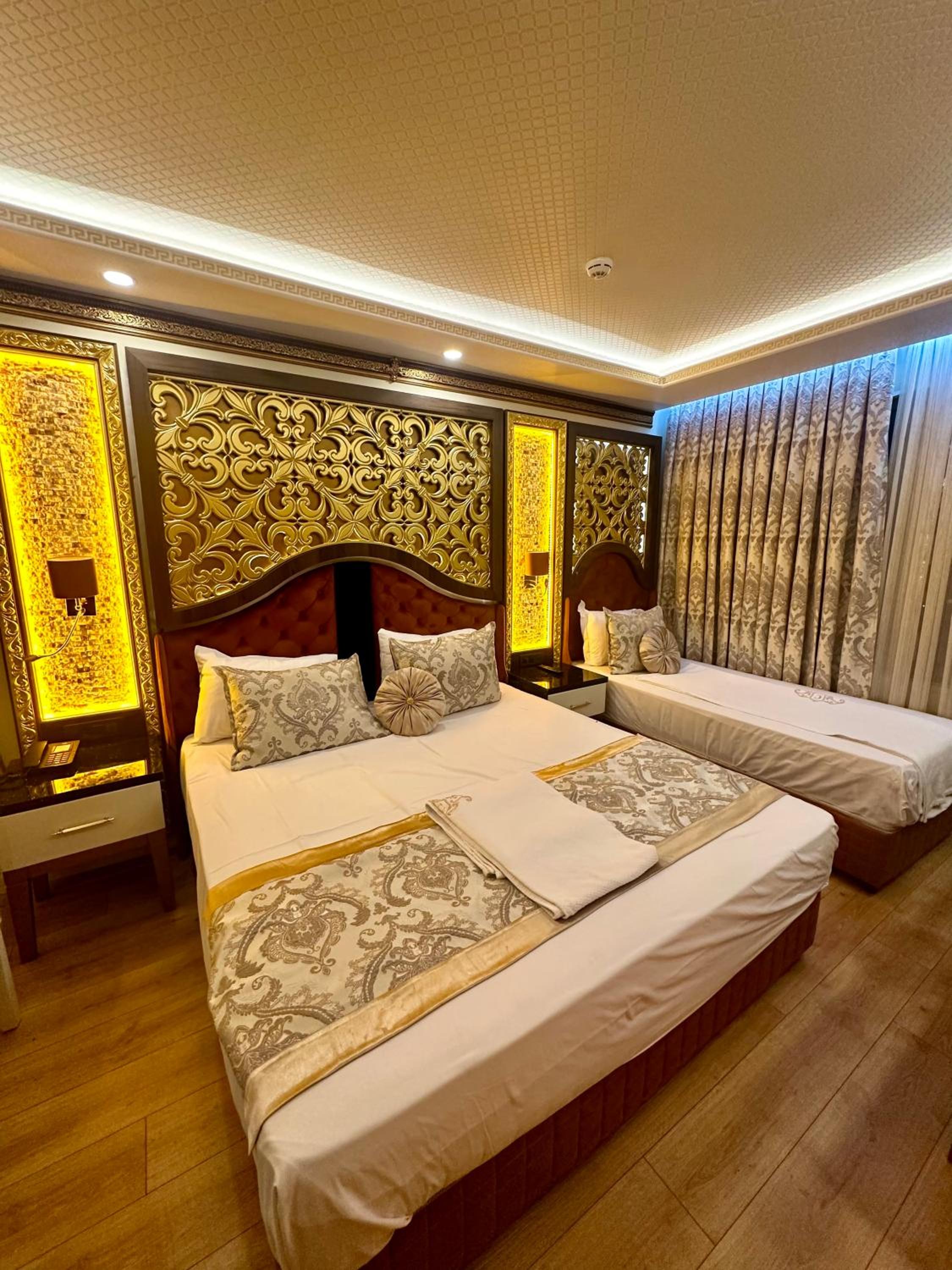 Can Adalya Palace Otel - Image 109