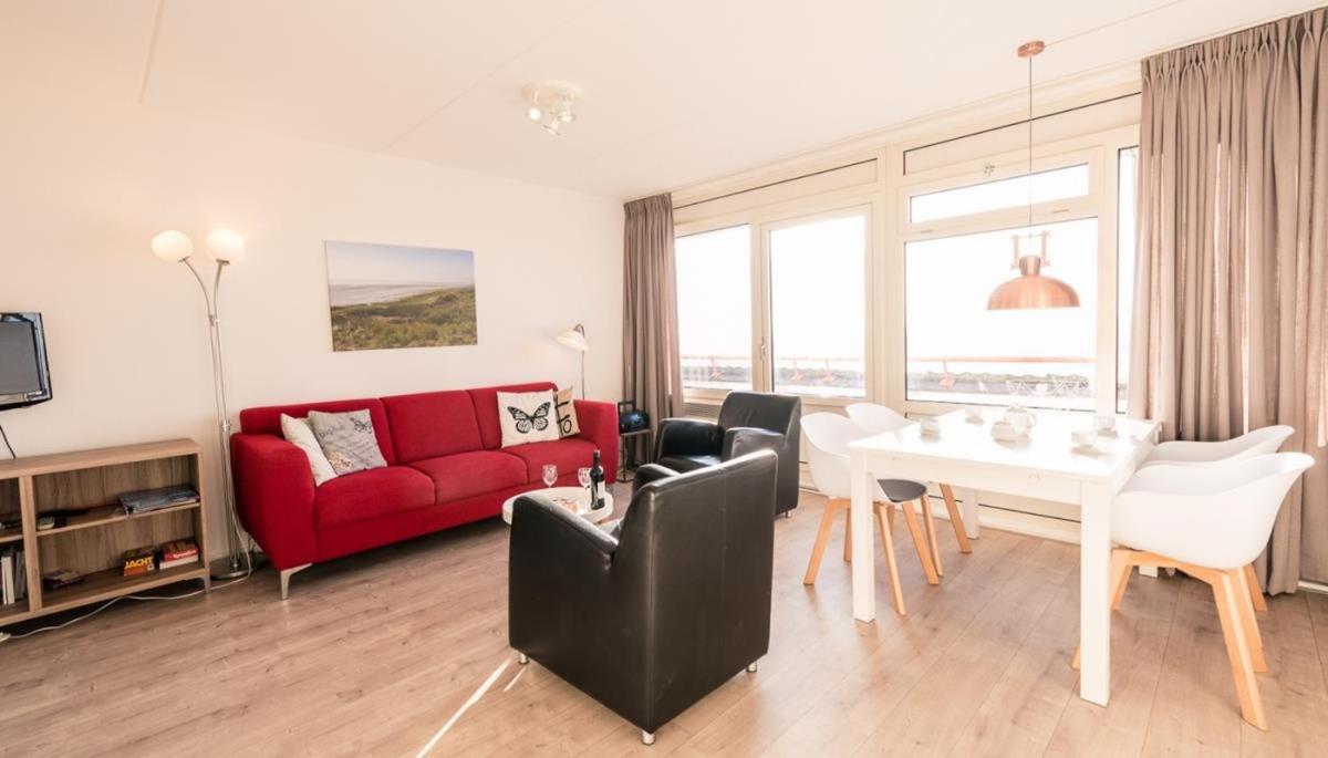 Waddenzicht 71 Ameland - tolle FerienwWohnung mit großer Dachterrasse für bis zu 4 Personen - Haustiere herzlich willkommen, strandnah view 2
