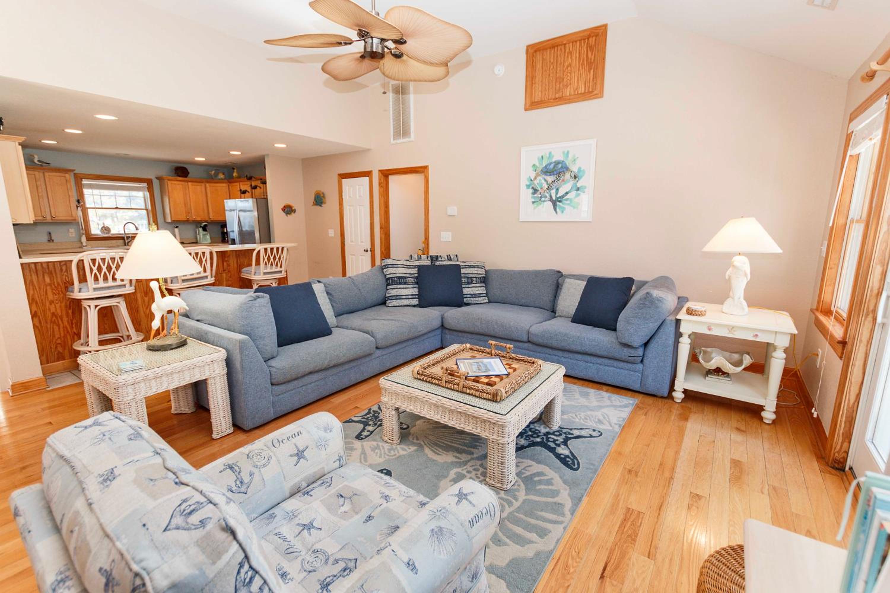Oceanside, Private Pool, Hot Tub, Community Amenities, BH9, BeaContent view 3
