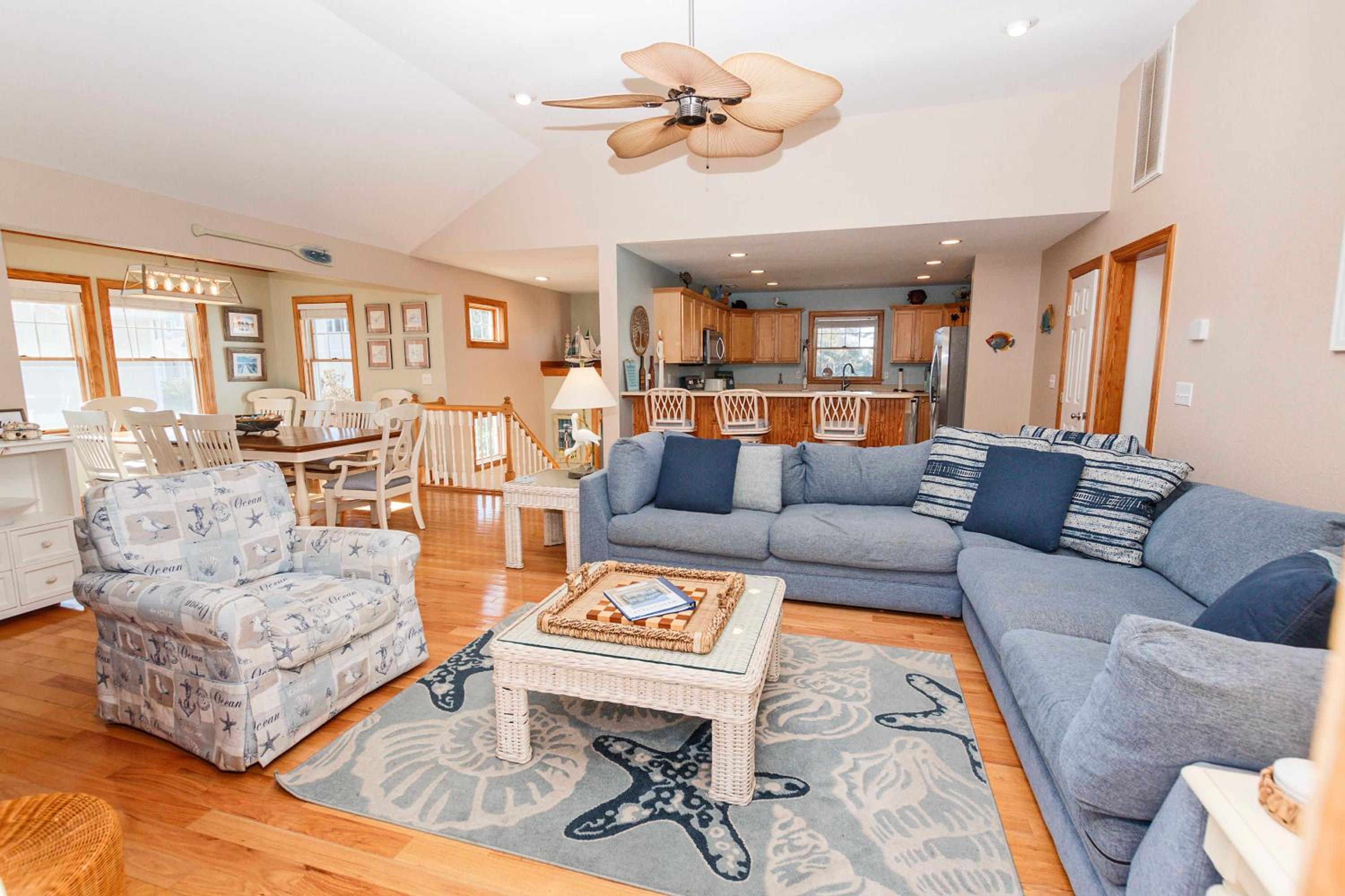 Oceanside, Private Pool, Hot Tub, Community Amenities, BH9, BeaContent view 4