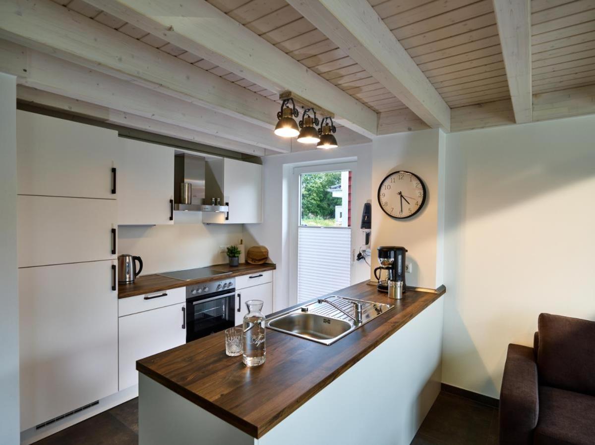 Pier 85 - tolles Ferienhaus für bis zu 4 Personen mit Kaminofen und Sauna - Haustiere herzlich willkommen