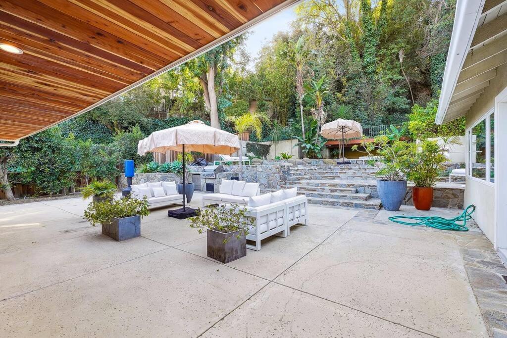 Entire luxury House with Pool Los Angeles
