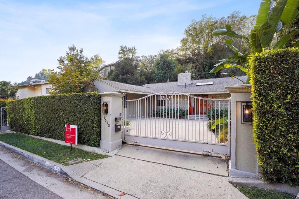 Entire luxury House with Pool Los Angeles