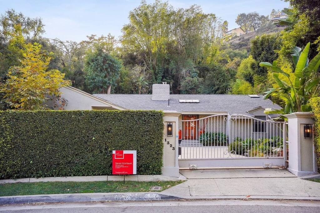 Entire luxury House with Pool Los Angeles