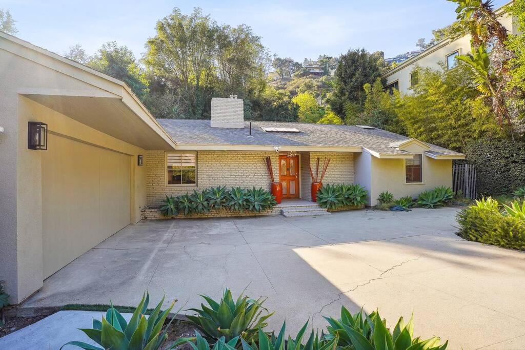 Entire luxury House with Pool Los Angeles