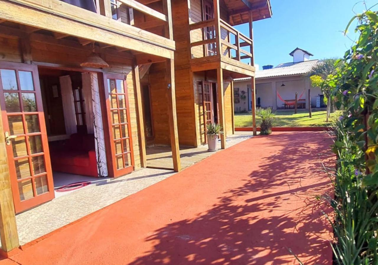 Hospedaria Chalés Rota Do Sol PDR - Aluguel de chalés confortáveis na Praia do Rosa SC