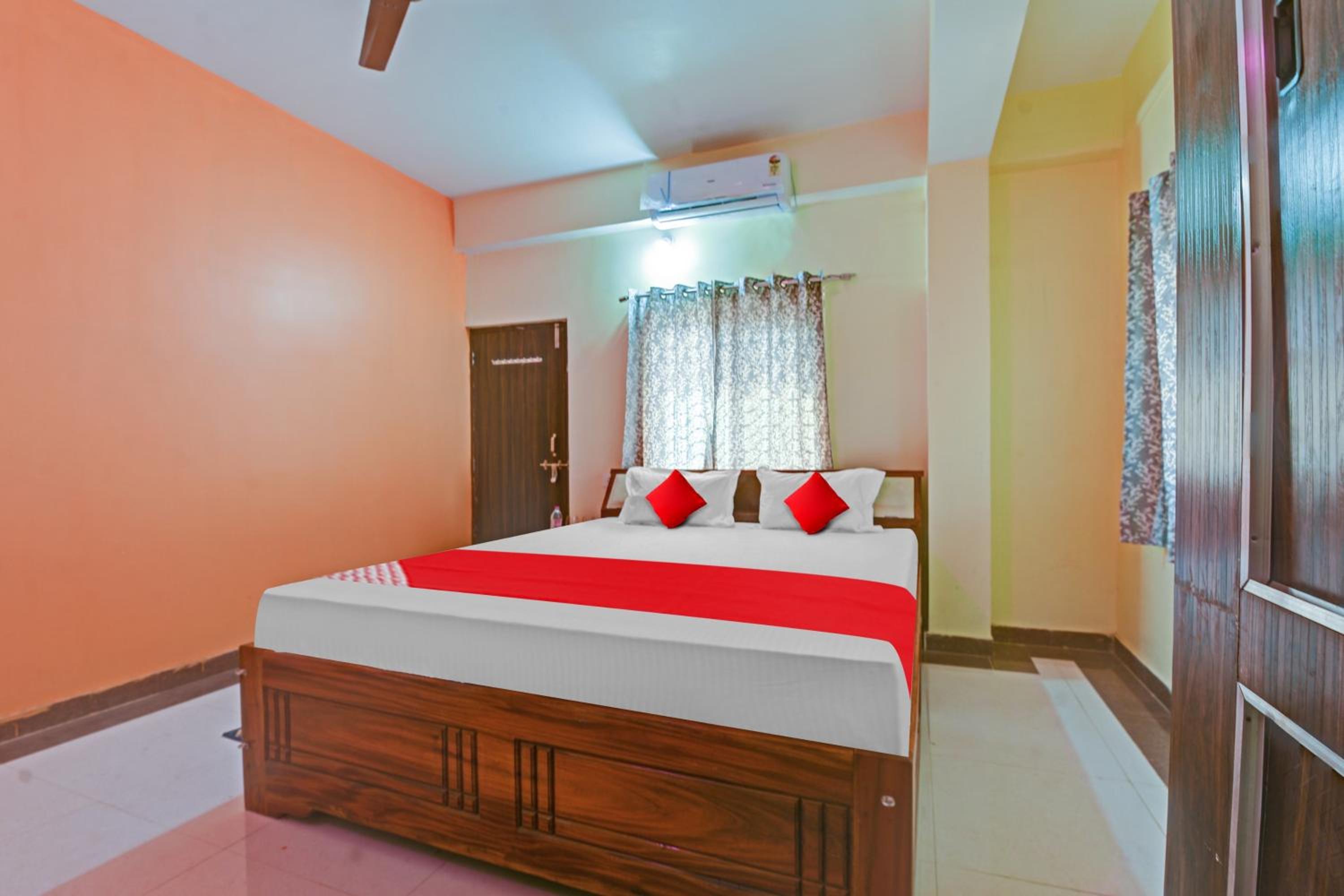 Hotel O New Star