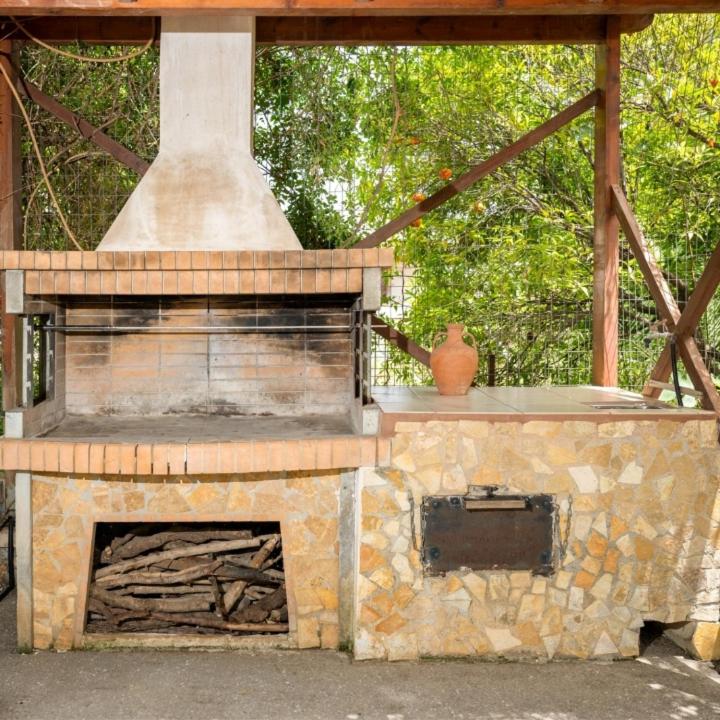 liofito village house