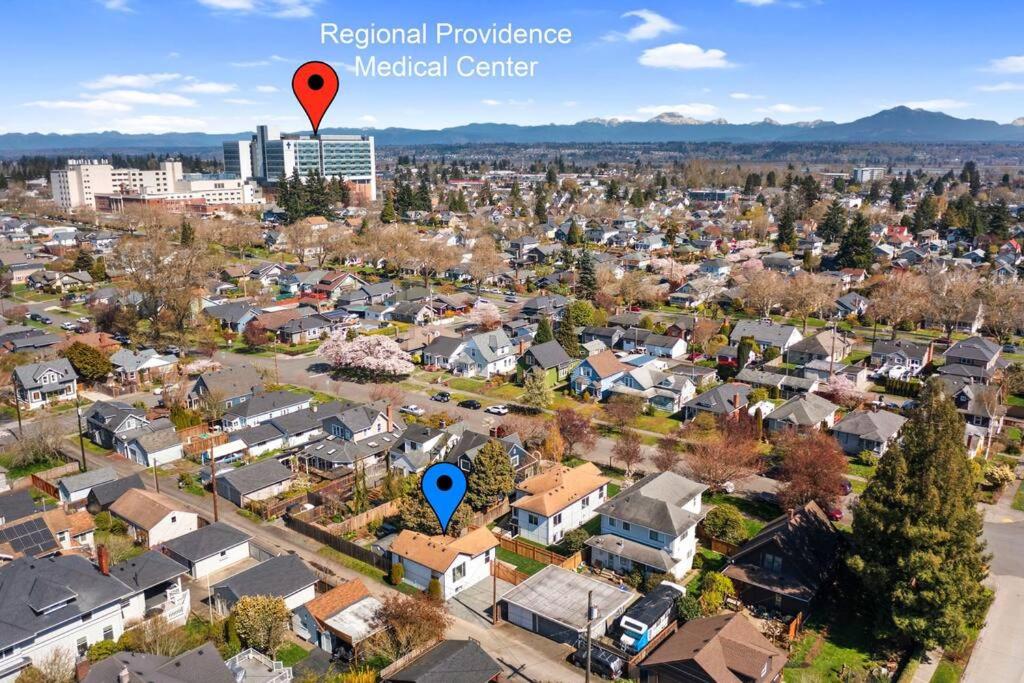 3 bed 2 bath Home by Waterfront & Providence Hospital view 2