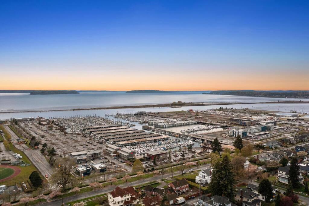 3 bed 2 bath Home by Waterfront & Providence Hospital view 5
