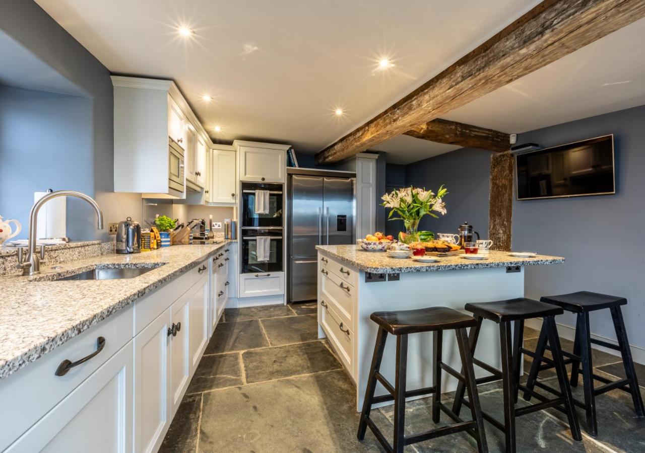 5 Bed in Padstow oc-p00595 view 2