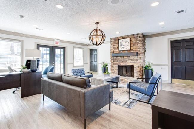 Barcelo at East Cobb Q1 1 Bed 1 Bath Furnished view 5