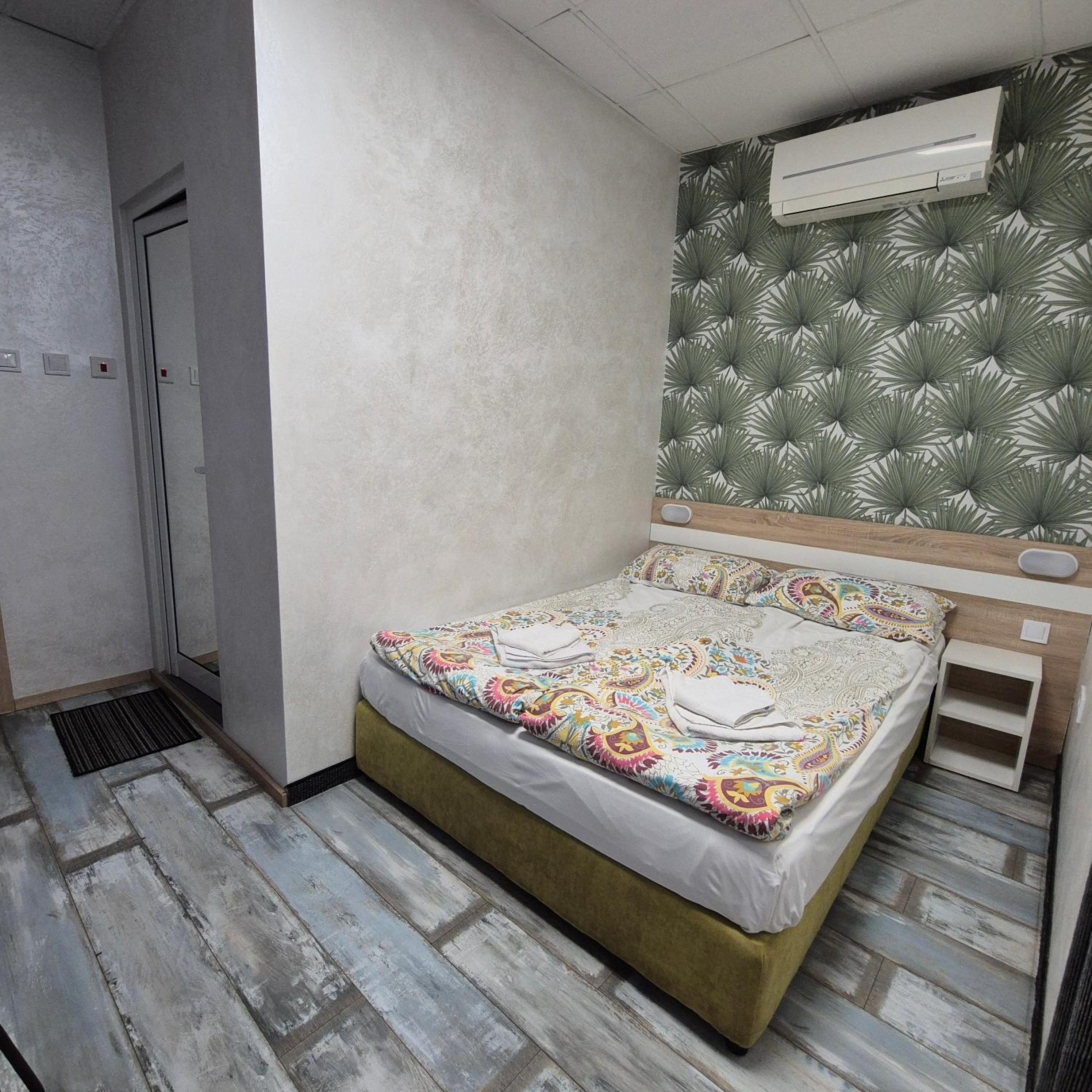 Guest House 