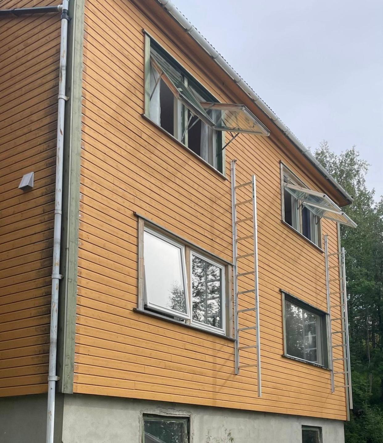Self catering hostel 3km from Finnsnes and Senja