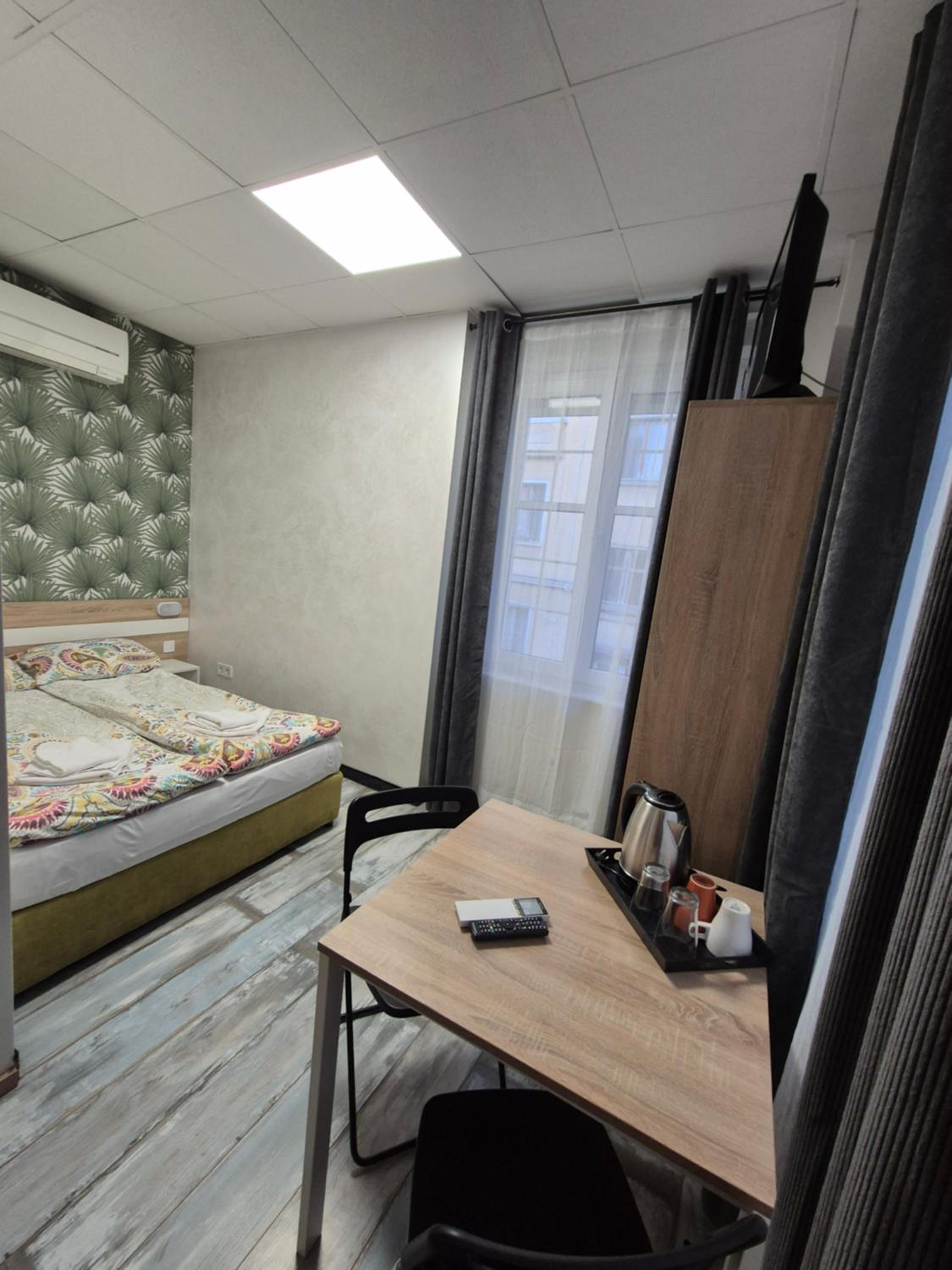 Guest House 
