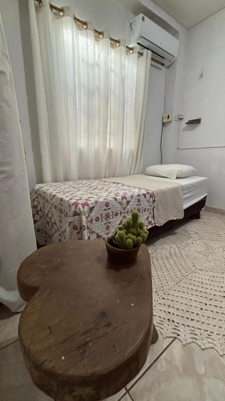 Hostel e Camping da Cris
