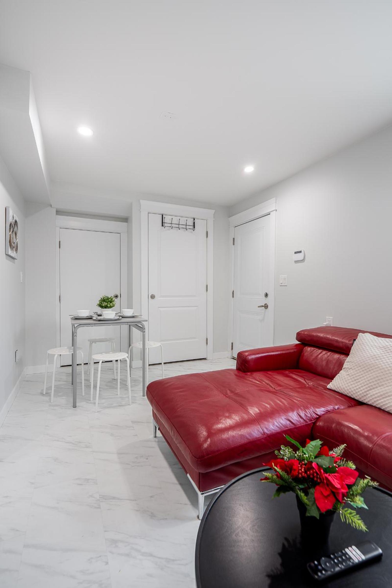 Cozy and Modern 2br guesthouse