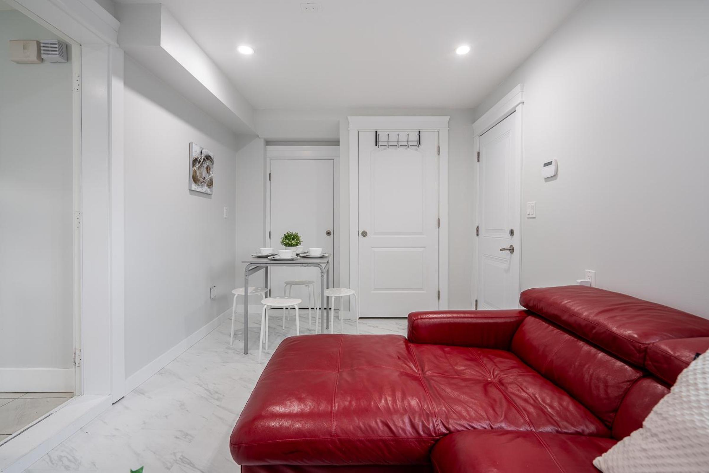Cozy and Modern 2br guesthouse