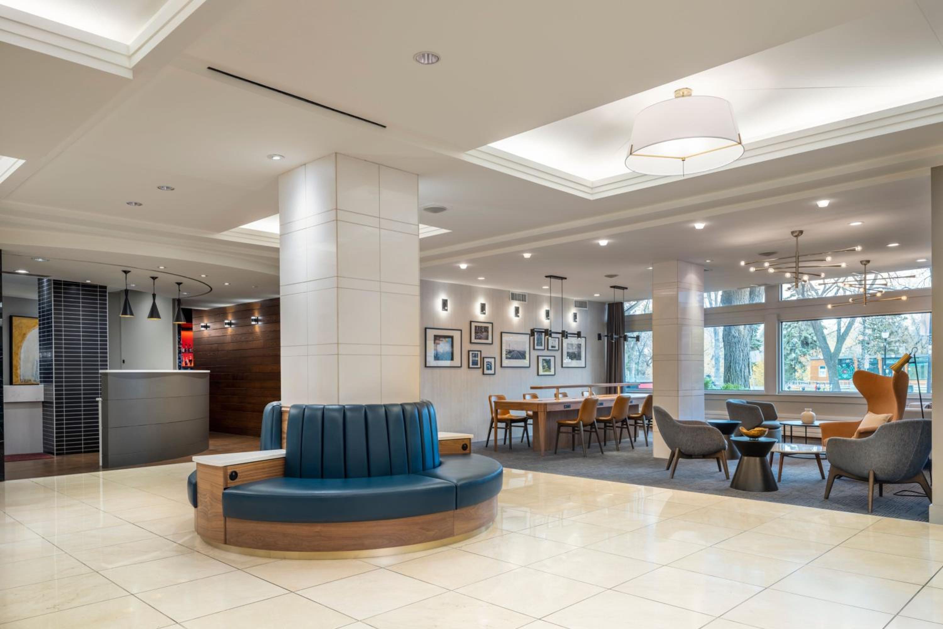 Sheraton Cavalier Saskatoon Hotel-2
