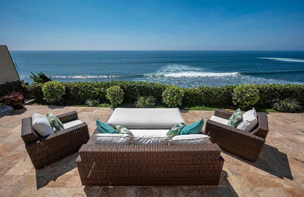 Oceanfront Paradise - Luxury, Fire Pit, Views view 5