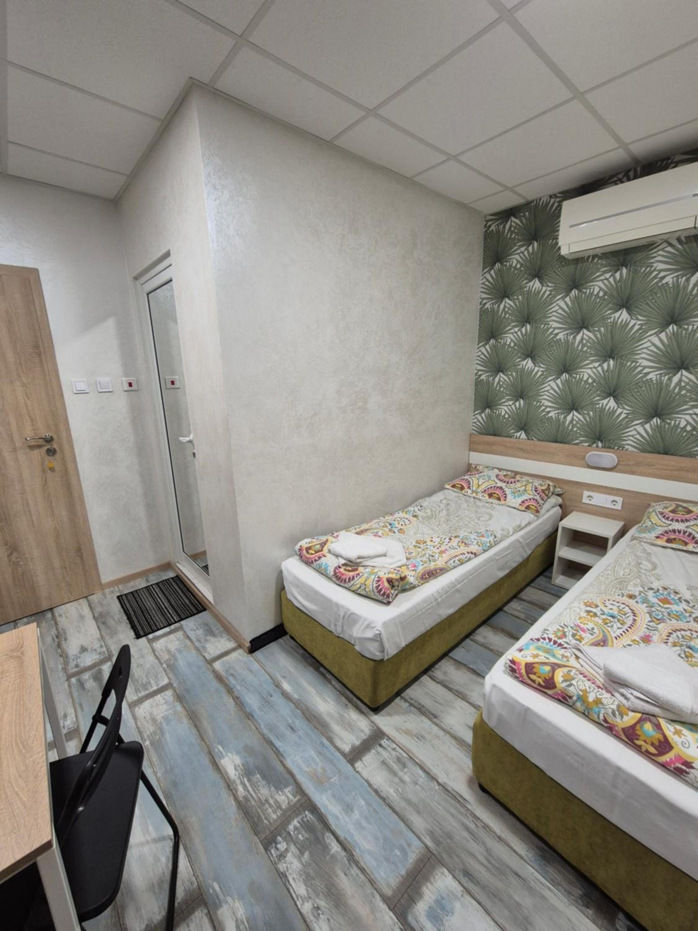 Guest House 