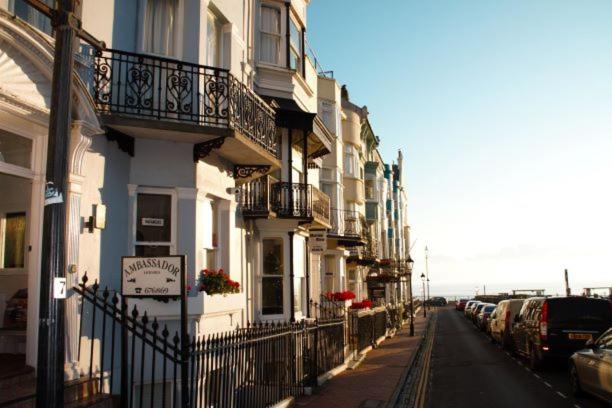 Hotel Ambassador Hotel - Image 1