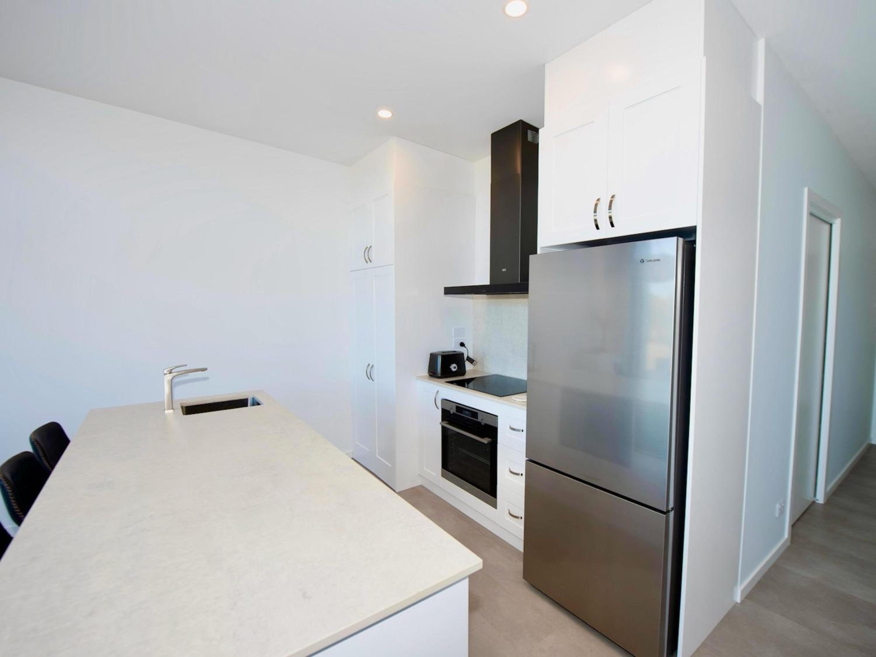 Apartment 03 The YC Lily May Sleeps 4