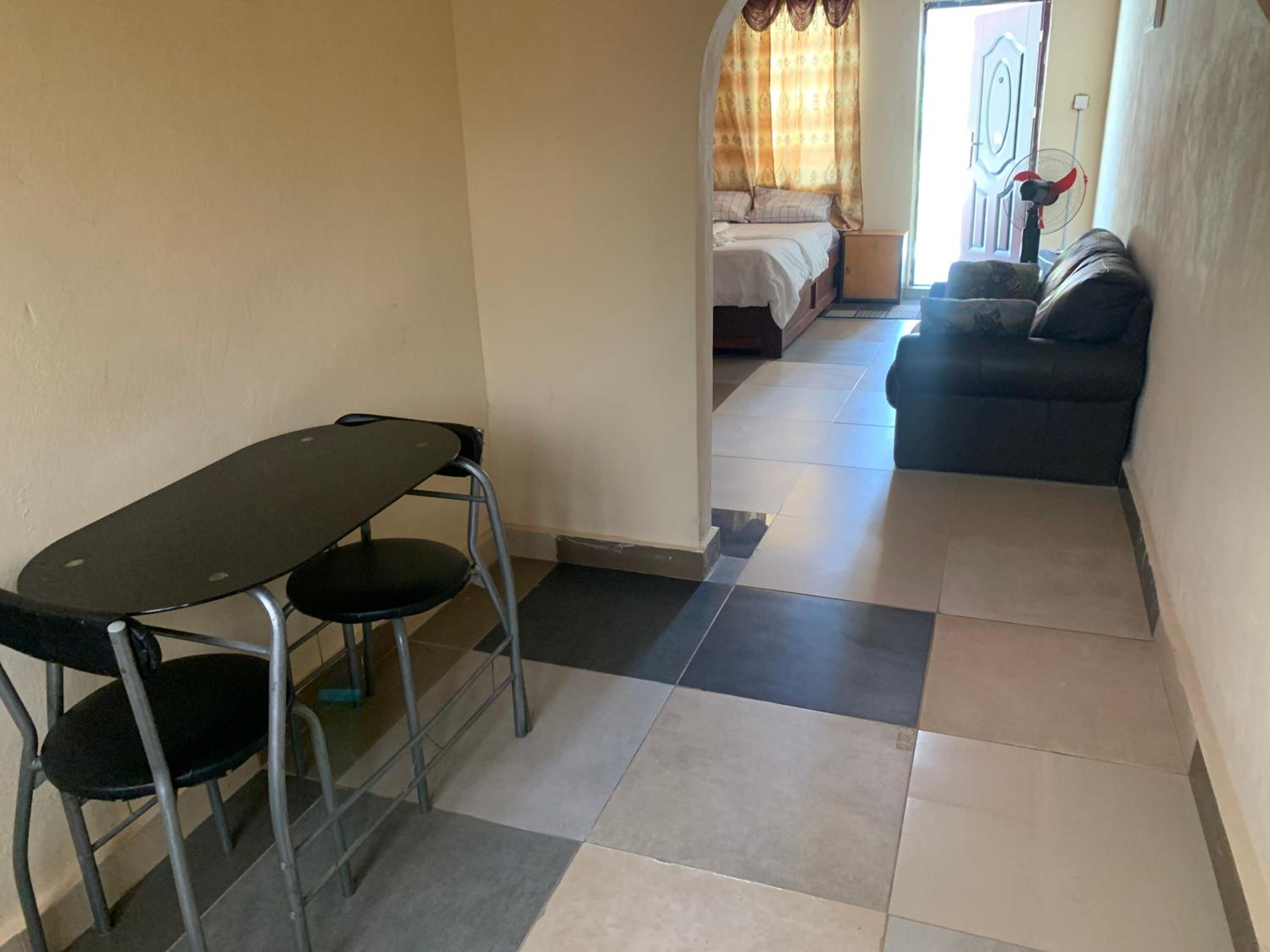 Georgianas Residence Kartong