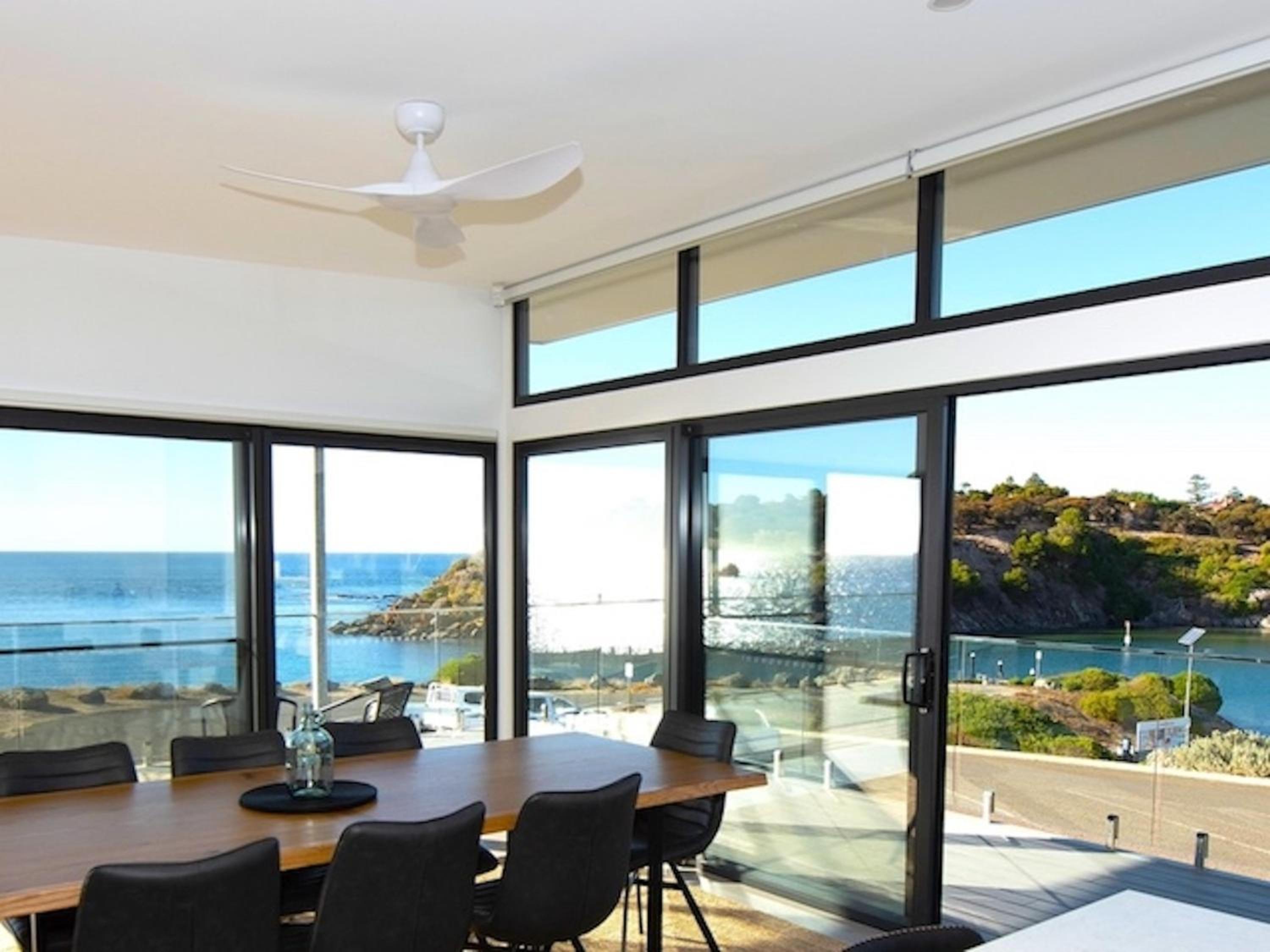 Apartment 01 The SS Karatta Sleeps 4